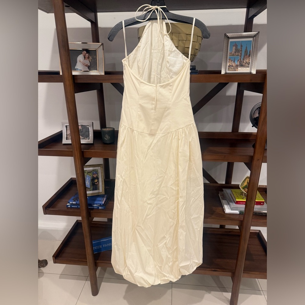 NWT Sir Laurent Gown - Cream - Picture 4 of 6